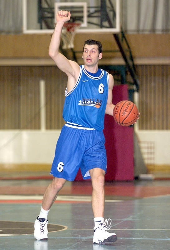 Ο Θοδωρής Παπαλουκάς γίνεται 34!