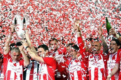 Οι φιέστες του «αυτοκράτορα» Ολυμπιακού! (videos+photos)