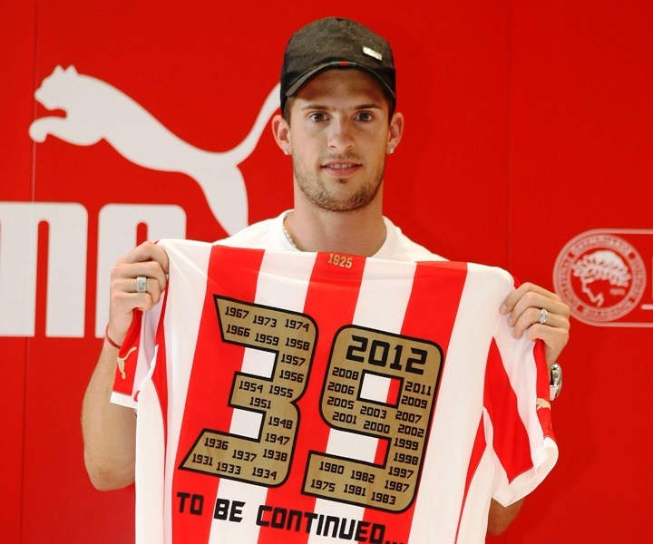 «Θα είμαστε και του χρόνου εδώ με το 4ο αστέρι στην φανέλα του Ολυμπιακού!» (videos+photos)