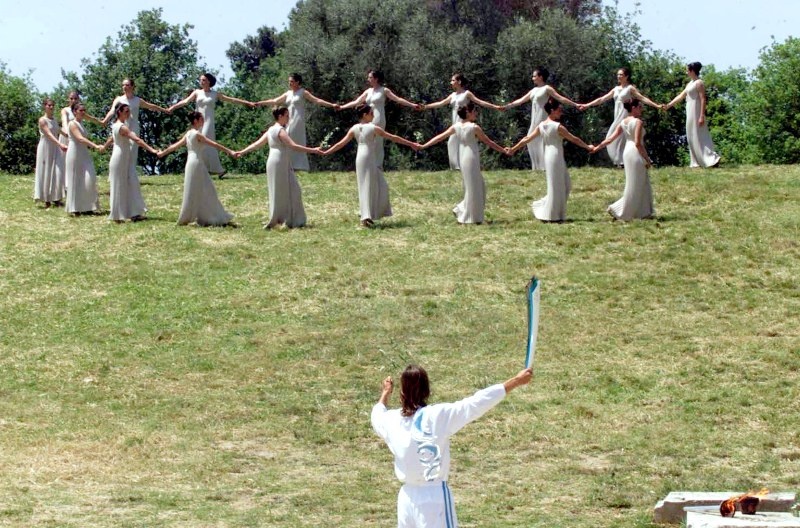 Η Αφή της Ολυμπιακής Φλόγας για το Λονδίνο 2012 (photos+video)