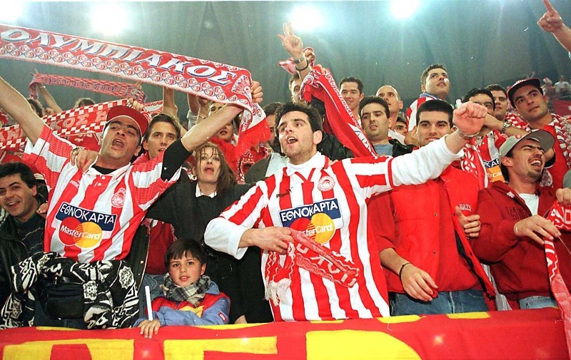 Τα «ερυθρόλευκα»... καραβάνια στα final 4 (photos+videos)