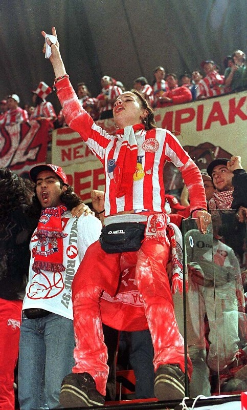 Τα «ερυθρόλευκα»... καραβάνια στα final 4 (photos+videos)