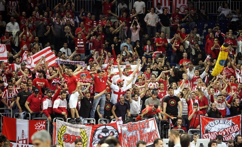 Τα «ερυθρόλευκα»... καραβάνια στα final 4 (photos+videos)