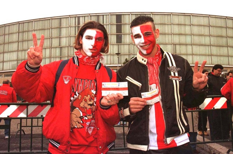 Τα «ερυθρόλευκα»... καραβάνια στα final 4 (photos+videos)