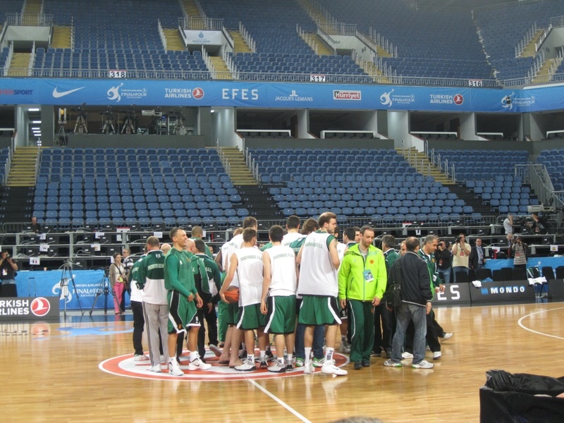 LIVE WEB TV: Η προπόνηση του Παναθηναϊκού στην Πόλη (photos)