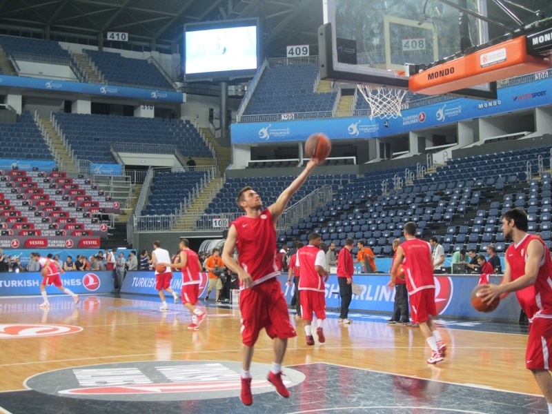 LIVE WEB TV: Η προπόνηση του Ολυμπιακού στην Πόλη (photos)