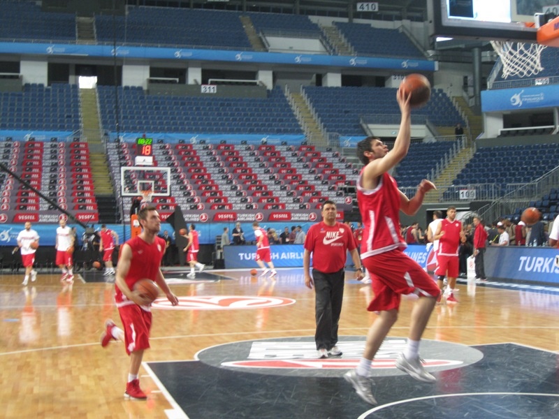 LIVE WEB TV: Η προπόνηση του Ολυμπιακού στην Πόλη (photos)