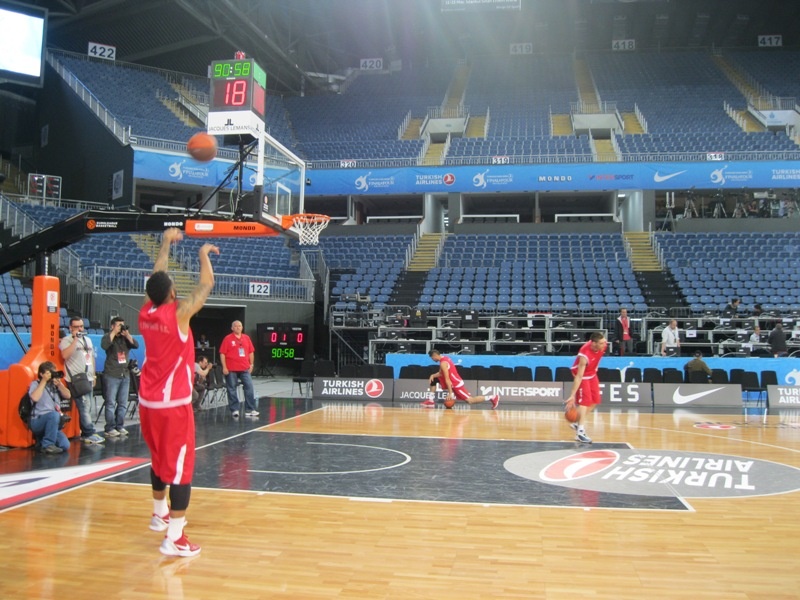 LIVE WEB TV: Η προπόνηση του Ολυμπιακού στην Πόλη (photos)