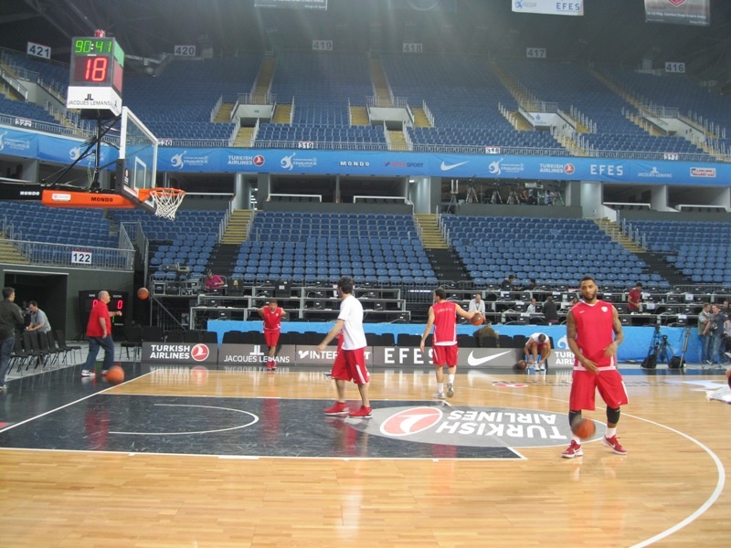 LIVE WEB TV: Η προπόνηση του Ολυμπιακού στην Πόλη (photos)