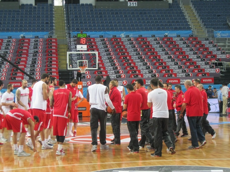 LIVE WEB TV: Η προπόνηση του Ολυμπιακού στην Πόλη (photos)
