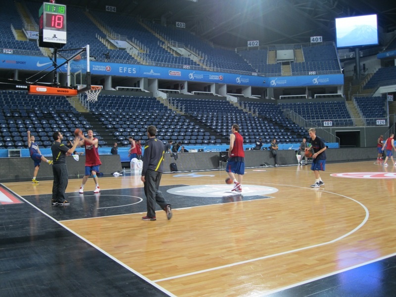 Η προπόνηση της Μπαρτσελόνα (photos)