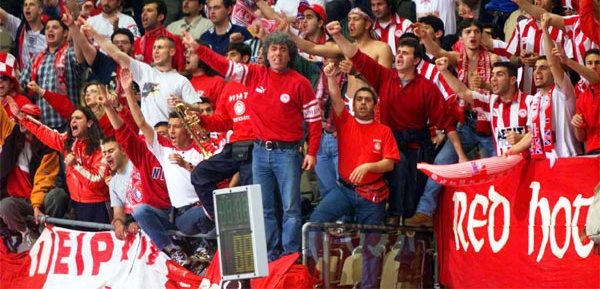 Τα «ερυθρόλευκα»... καραβάνια στα final 4 (photos+videos)