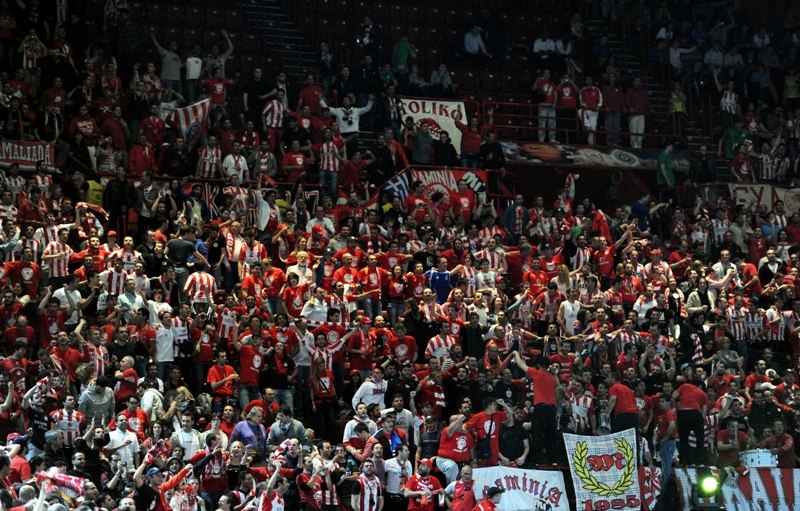 Τα «ερυθρόλευκα»... καραβάνια στα final 4 (photos+videos)