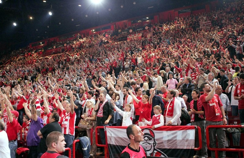 Τα «ερυθρόλευκα»... καραβάνια στα final 4 (photos+videos)