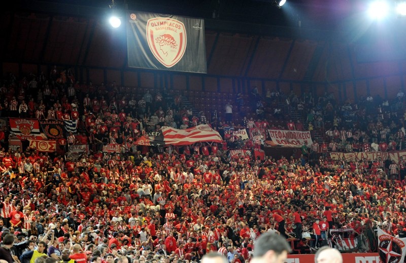 Τα «ερυθρόλευκα»... καραβάνια στα final 4 (photos+videos)