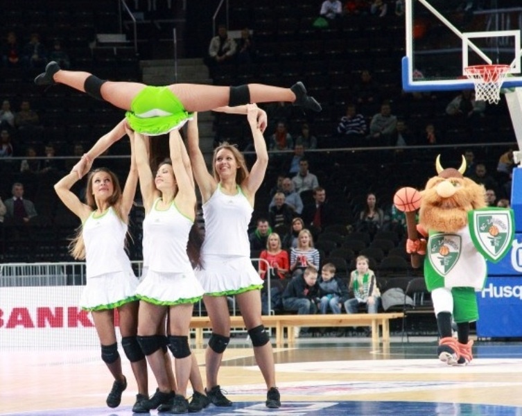 Στο Φάιναλ Φορ η Ζαλγκίρις (video+photos)