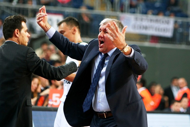Final 4: Οργή Ομπράντοβιτς και παικτών για την διαιτησία (photos)