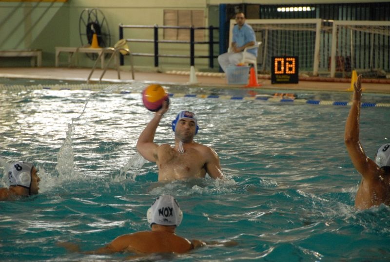 Ο Καραμπέτσος έδωσε τη νίκη στο «θρίλερ» της Χίου