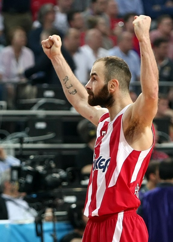 Final 4: Πολυτιμότερος του ημιτελικού ο Σπανούλης (photos)