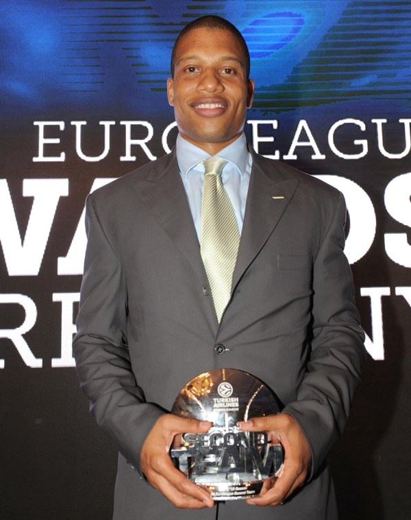 MVP ο Κιριλένκο, στην καλύτερη πεντάδα οι Διαμαντίδης, Σπανούλης (photos+video)