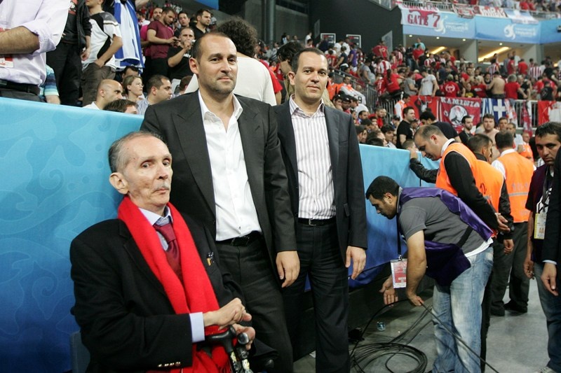 Οι αντιδράσεις Μαρινάκη και Αγγελόπουλων (photos)