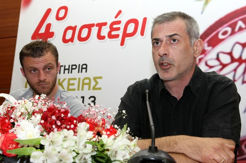 Ολυμπιακός: «Στήριξε το... 4ο αστέρι» (photos+videos)