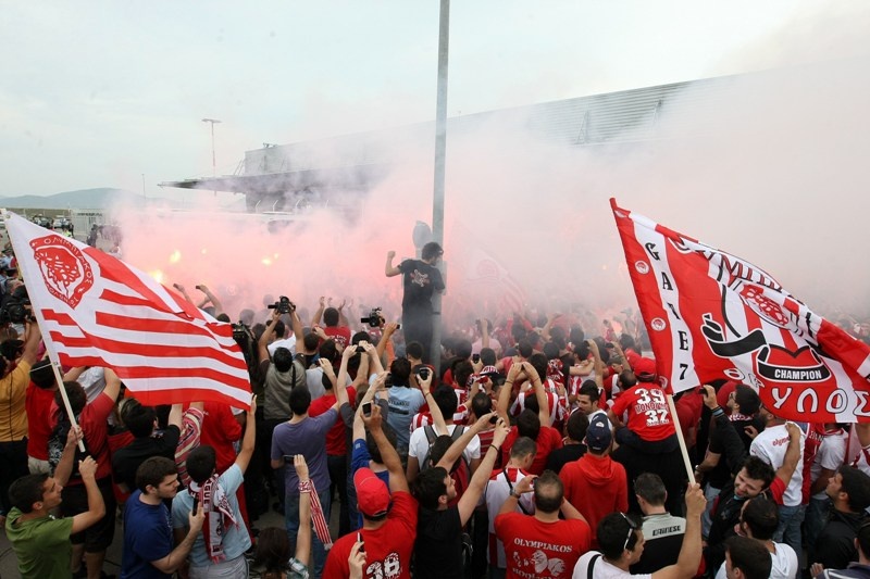 Άφιξη Ολυμπιακού: Η τηλεοπτική μετάδοση του ANT1 (video+photos)