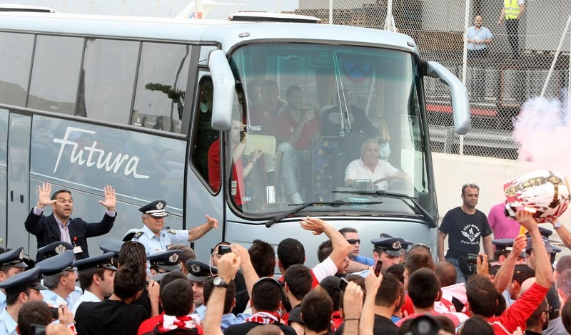 Άφιξη Ολυμπιακού: Η τηλεοπτική μετάδοση του ANT1 (video+photos)