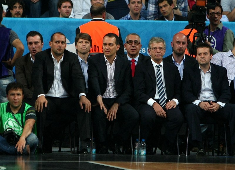 Η αγωνία του Αγγελόπουλου (photos+video)
