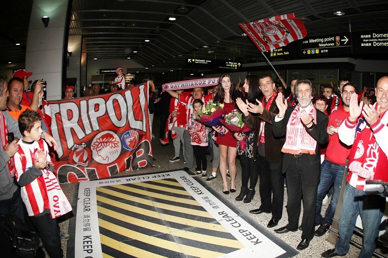 Ολυμπιακός: Αποθέωση για την αποστολή στη Μελβούρνη (video+photos)