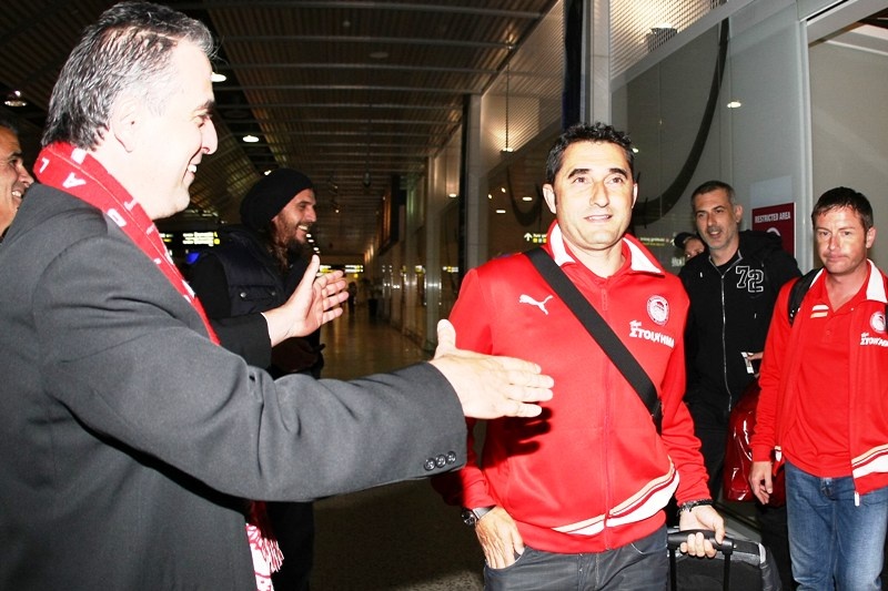 Ολυμπιακός: Αποθέωση για την αποστολή στη Μελβούρνη (video+photos)