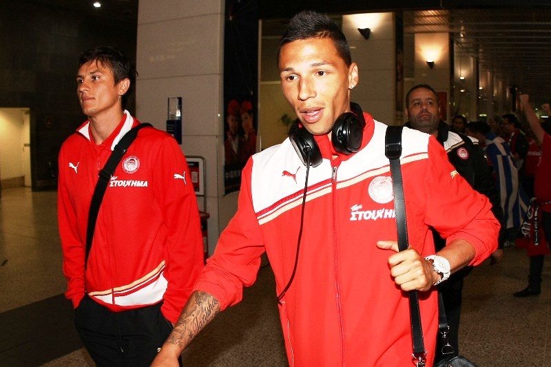 Ολυμπιακός: Αποθέωση για την αποστολή στη Μελβούρνη (video+photos)