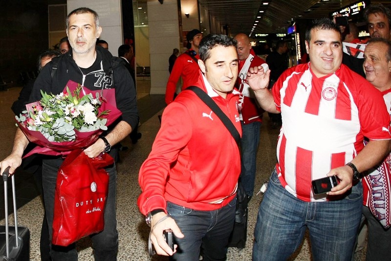 Ολυμπιακός: Αποθέωση για την αποστολή στη Μελβούρνη (video+photos)