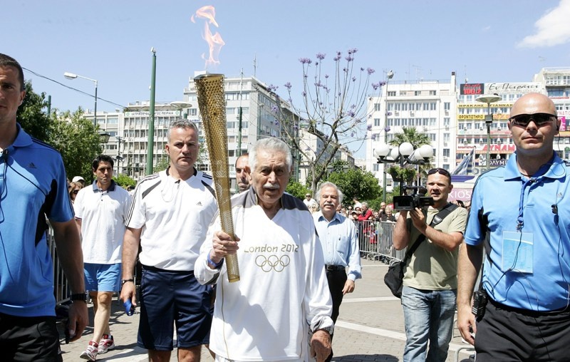 Ολυμπιακοί Αγώνες: Ο Πειραιάς υποδέχτηκε την φλόγα
