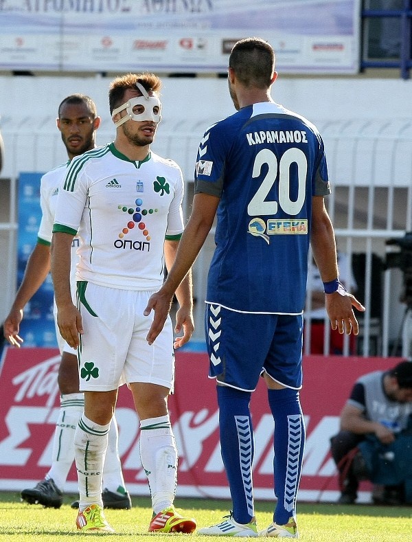 Έπεσαν οι… μάσκες κι άνθισε το «τριφύλλι» στο Περιστέρι (videos+photos)