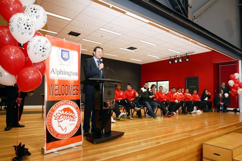 Ολυμπιακός: Διπλή επίσκεψη στην Αυστραλία (photos)