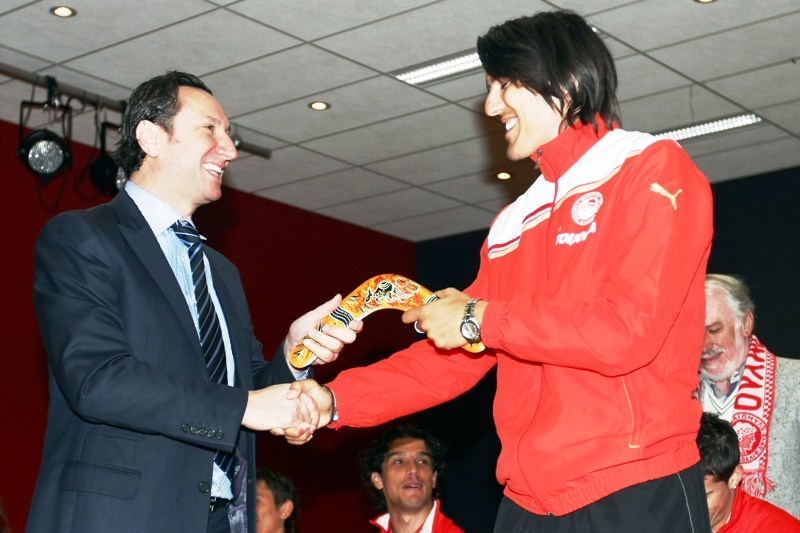 Ολυμπιακός: Διπλή επίσκεψη στην Αυστραλία (photos)