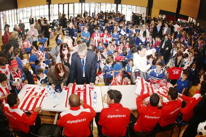 Ολυμπιακός: Διπλή επίσκεψη στην Αυστραλία (photos)