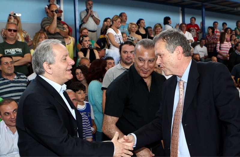 Αποθέωσαν τον Γκάλη στην Καλλιθέα (photos)