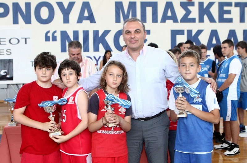 Αποθέωσαν τον Γκάλη στην Καλλιθέα (photos)