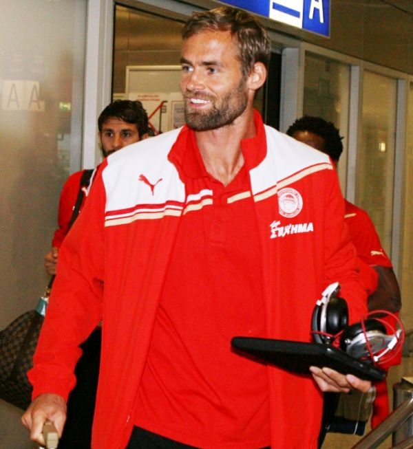 Επέστρεψε ο Ολυμπιακός από την Αυστραλία (photos)