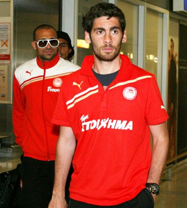 Επέστρεψε ο Ολυμπιακός από την Αυστραλία (photos)