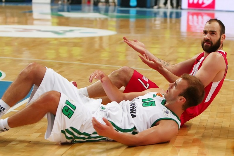 Οι πτώσεις των «αιωνίων» (photos)