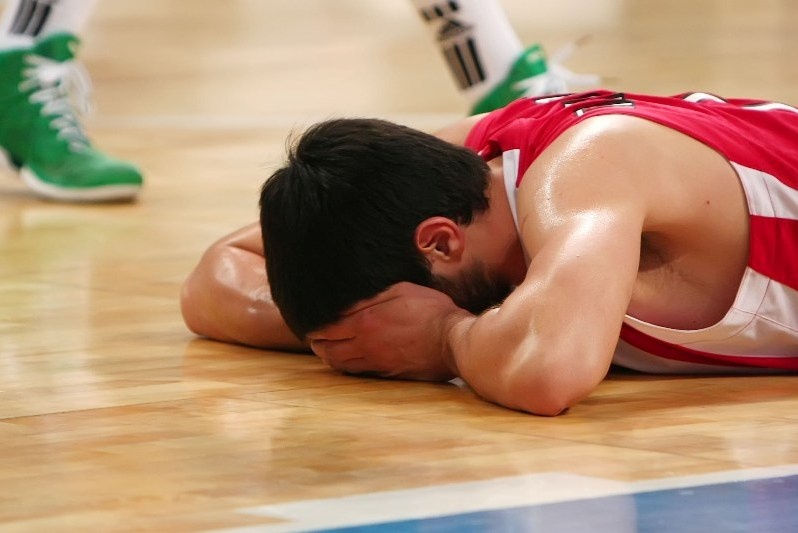 Οι πτώσεις των «αιωνίων» (photos)