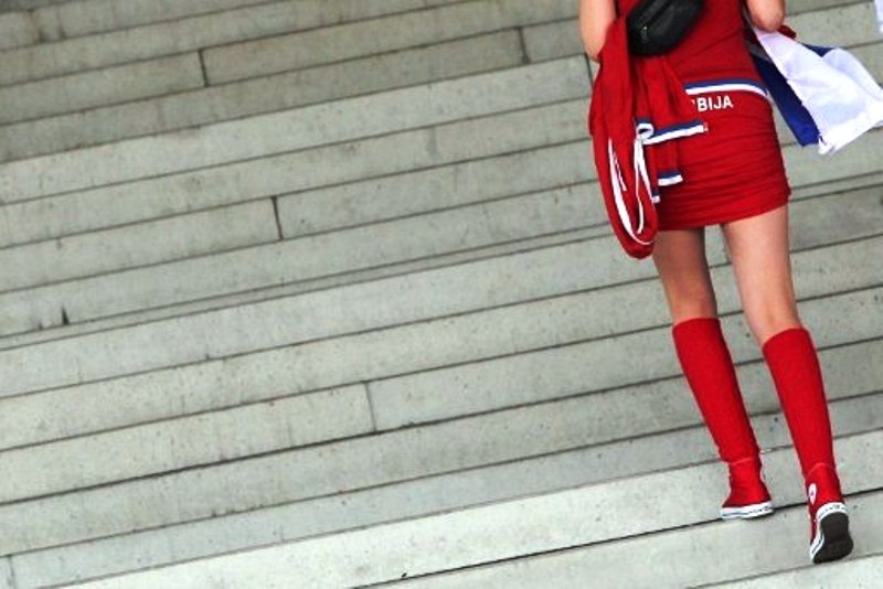 Euro 2012: Οι πρώτες σέξι παρουσίες (photos)