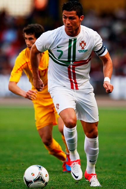 Euro 2012: Μετεξεταστέα η Πορτογαλία (photos+video)