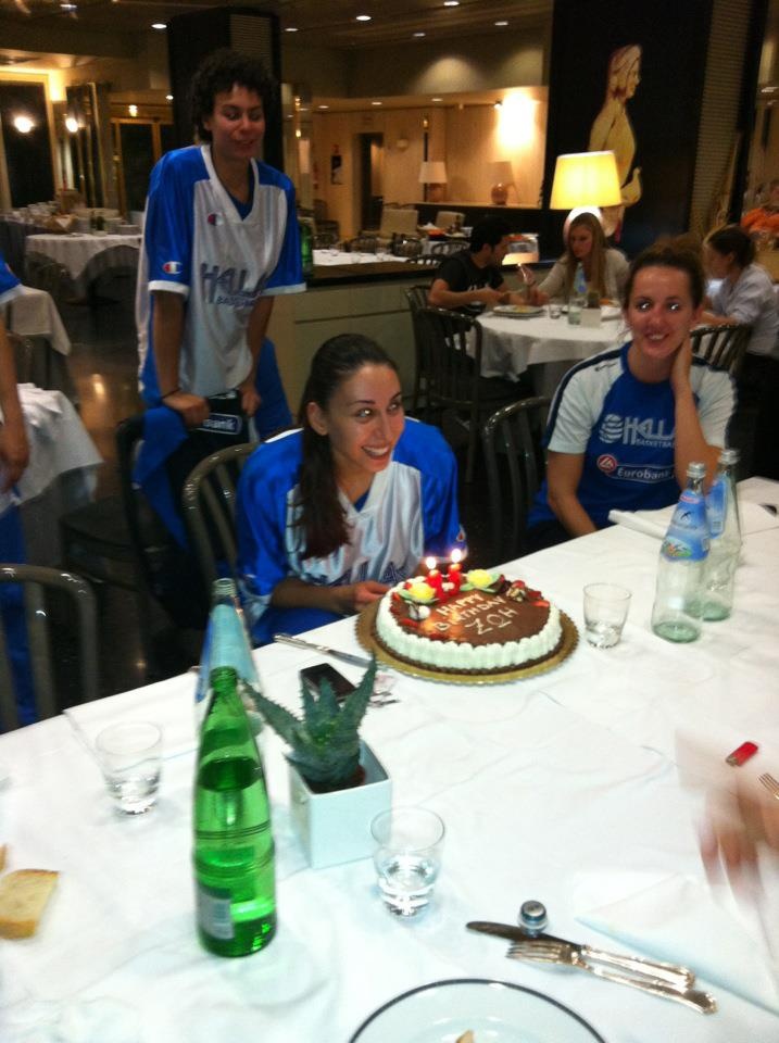 Έγινε 25 η Ζωή Δημητράκου (photos)