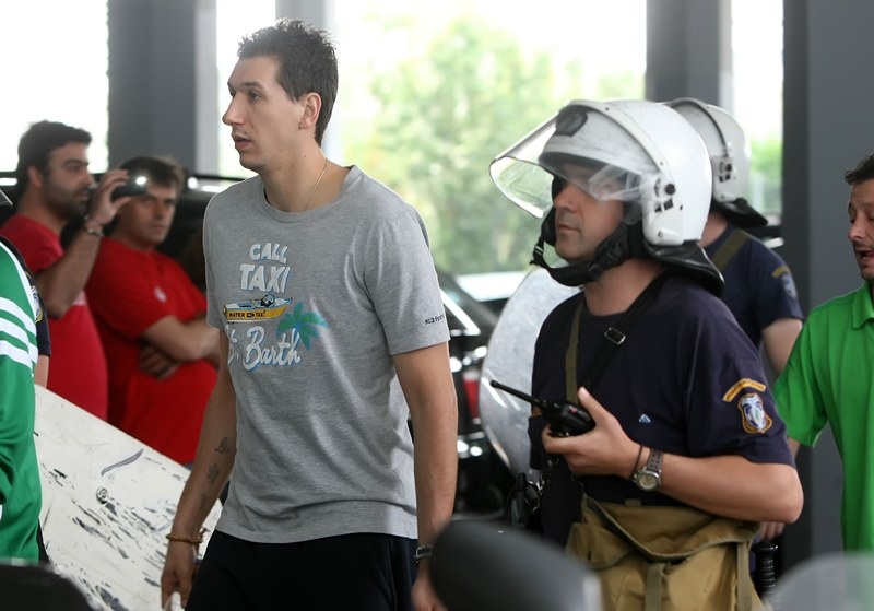 Παναθηναϊκός: Έφτασε χωρίς προβλήματα η αποστολή (photos)