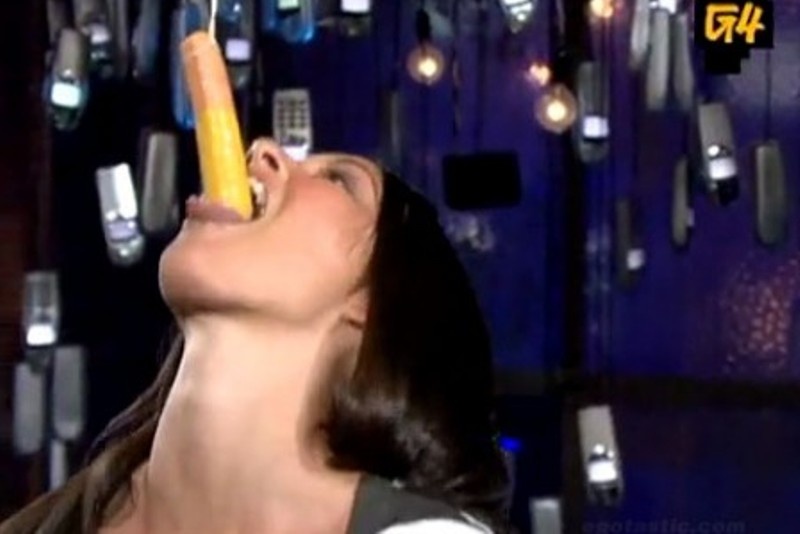 Sex Alert... Χάσαμε την Ολίβια Μουν (photos)!