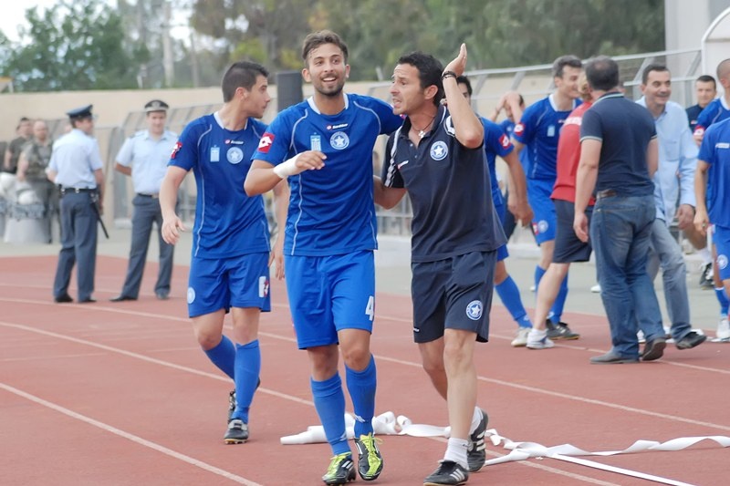 Αστέρας Μαγούλας: Σαμπάνιες... παραμονής